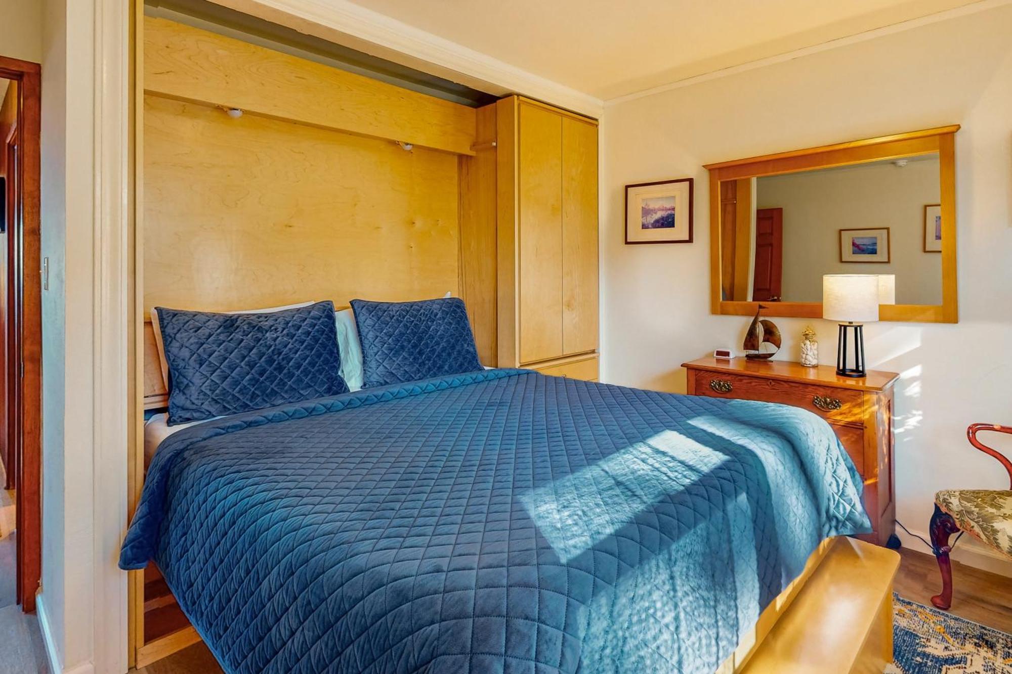 Headland Cove Retreat Villa Mendocino Room photo